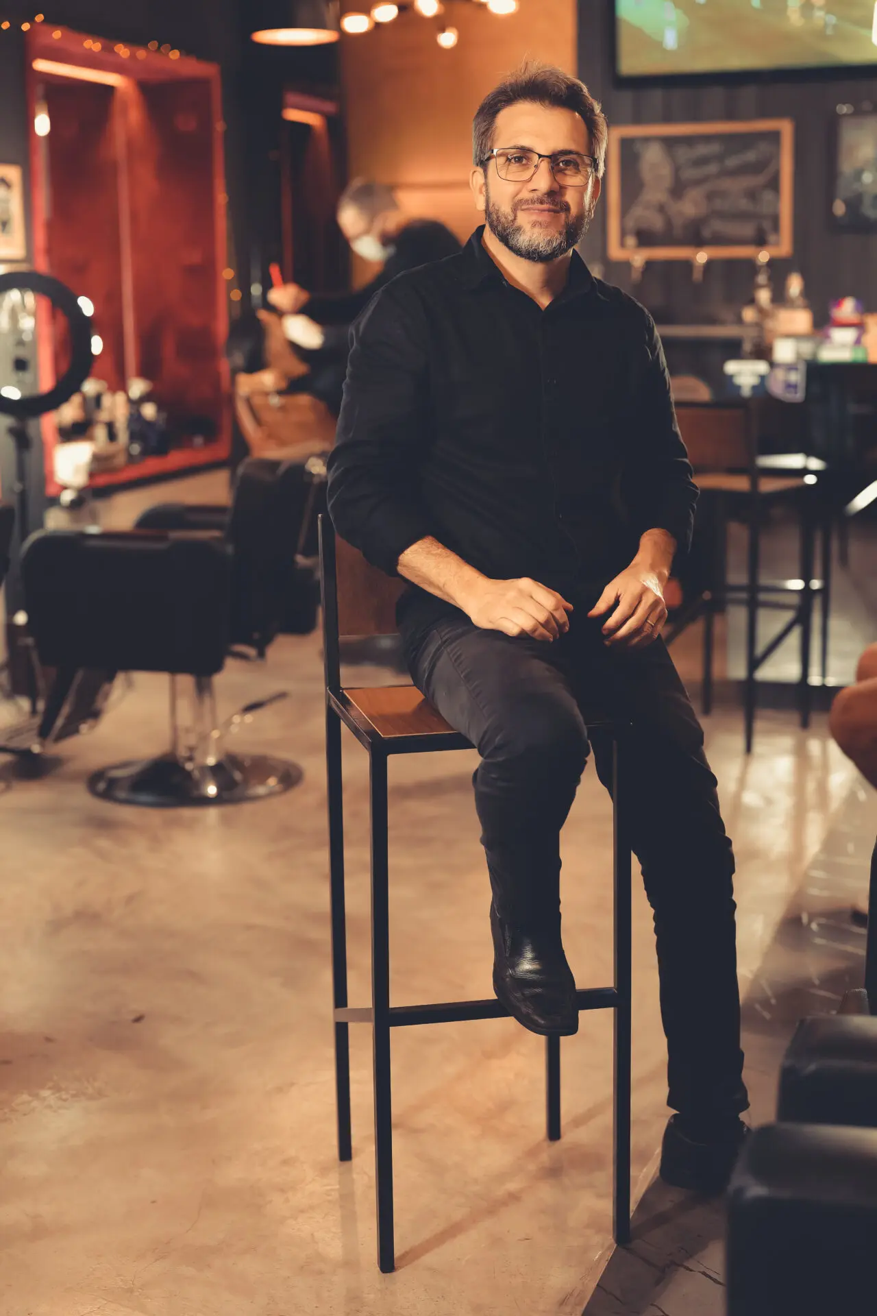 Isaías Carvalho, Barbeiro na Barba Man